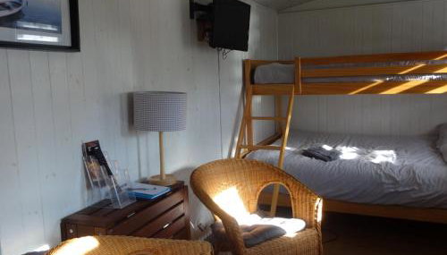 Sians Retreat, Bowness on Solway, perfect stop over when walking Hadrians Wall with hot tub - Foto 5