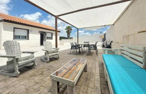 Amazing Home In Turís - Photo 2