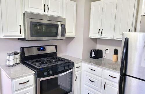 Apartment with Brand new furniture and large parking - Foto 4