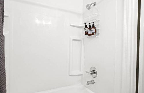 Cozy Louisville Apt with Parking Great Location - Foto 23