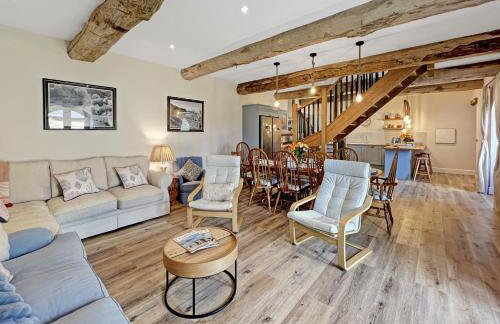 Broomy Barn Brompton Regis - Photo 2