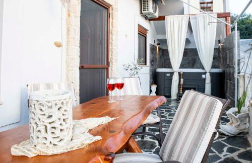 Kleopatra Deluxe Apt with priavte Jacuzzi - Photo 7