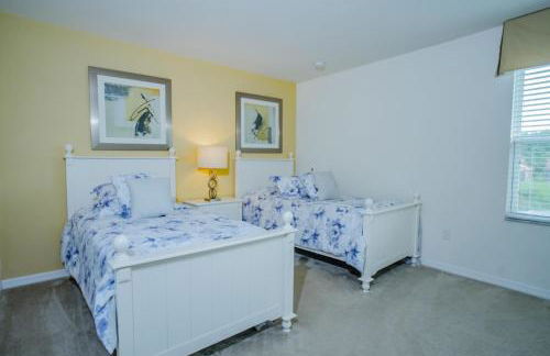 Fantastic 4br 3ba with Pvt Pool near to Disney - Foto 4