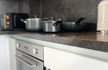 Joyful Group - Stylish 2BR City Retreat on Regent Road - Foto 5