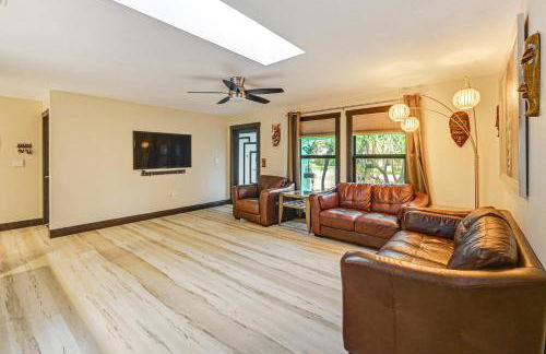 4 Mi to Beach Pet-Friendly Home in Naples! - Photo 4