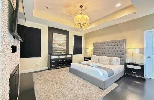 Dream House 5 Bedroom w/ Amazing Heated Pool - Foto 48