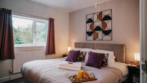 Spacious 4-bed Ample Parking Fast WiFi Contractor Family Friendly - Foto 3