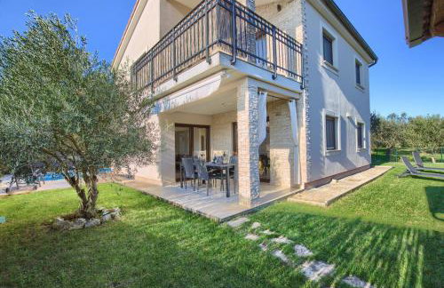 Family-Friendly Villa Amorea with Pool in Nature - Foto 6