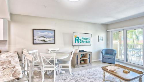 Land's End 1-203 Pool View - Photo 4