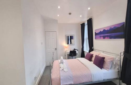 Make yourself at home! Large Rooms, Comfy - Foto 12