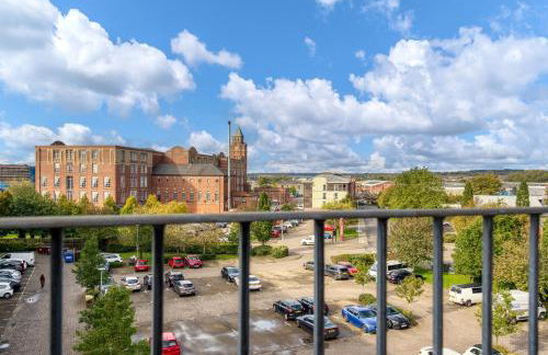 Cosy Central 2-Bed Flat City View & Parking - Foto 23