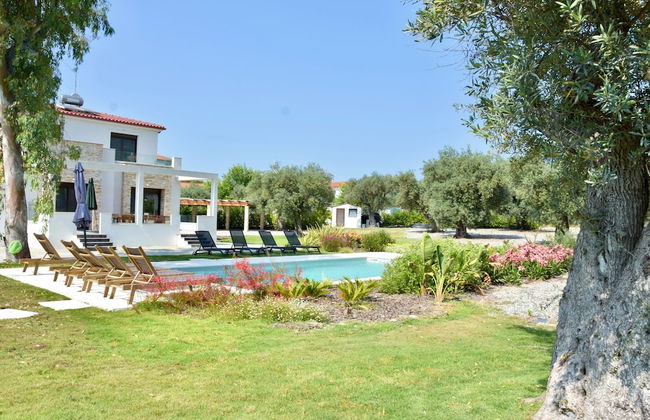 Luxury Rental Villa for 14 People - Foto 37