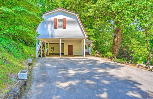 Secluded Chattanooga Getaway w/ Deck + Yard! - Foto 26