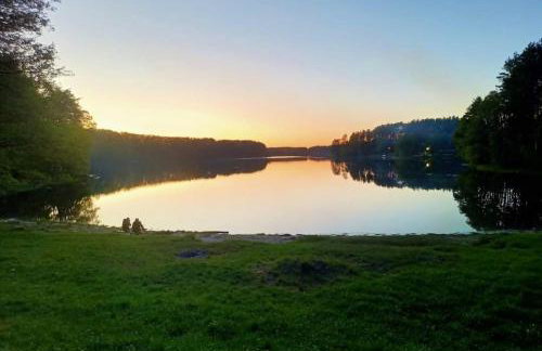 Scandinavian-style lake house - Photo 15