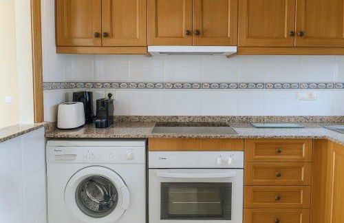 Apartamento con piscina de verano e invierno - Photo 19