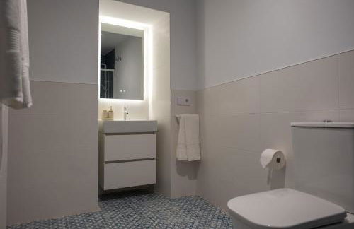 Apartamentos "El Aljibe" - Parking incluido en el centro - Foto 7