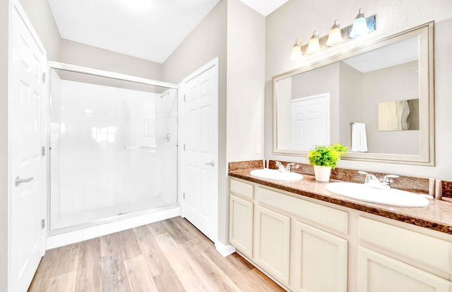 Modern 3BR Condo Near Disney- Pool and Hot Tub - Foto 16