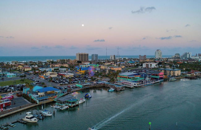 Beachfront Convenience w/o the Beachfront Price! - Foto 37