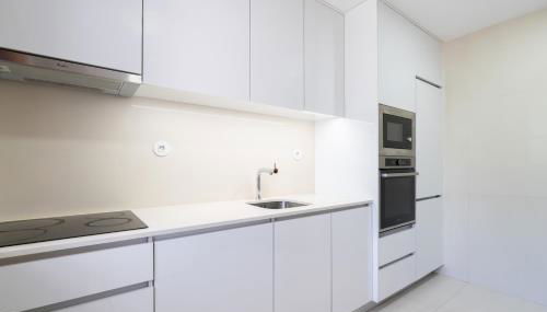 Bright & Spacious Flat by Host Wise - Foto 5, stove, dishwasher, pet friendly