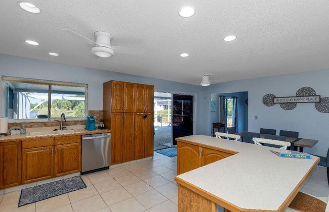 Canal Dreams 3 BR 2 BA Pool Home on the Canal - Photo 26