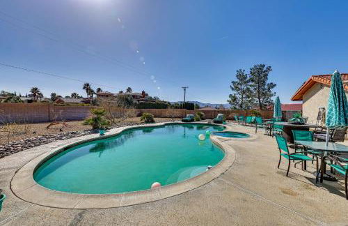Spacious Apple Valley Home with Pool and Yard! - Foto 1
