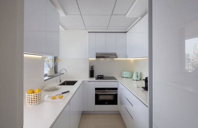 Staybridge Suites Dubai Internet City by IHG - Photo 24