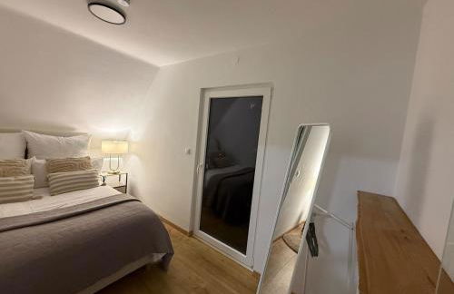 Romantic getaway with pool & panoramic vineyards - Foto 3