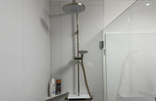 Feines Apartment mit Balkon & Terrasse in ruhiger Gegend - Foto 9