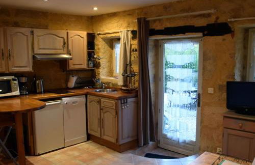 Holiday Home les Milandes in Sainte-Mondane by Interhome - Foto 16