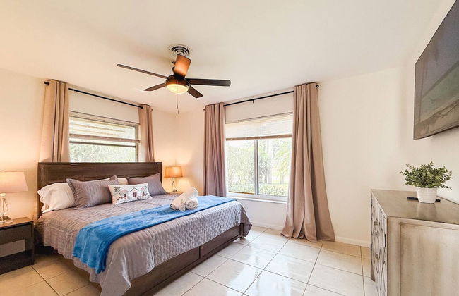 Waterfront Florida Vibes and Views - King Bed - Foto 7
