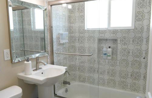 Lux 6BedRoom Villa with Salted Pool, Hot tub and near Disneyland - Foto 24