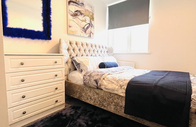 Beautiful 2 - Bed Apartment in Aylesbury - Foto 11