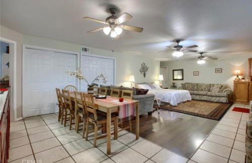 Beautiful Pet-Friendly Spacious Lodge near Yosemite & Lakes 12 Beds 6 BR up to 16 people - Foto 31