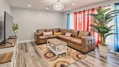 Updated Home with Pool Table about 4 Mi to Hershey! - Foto 1