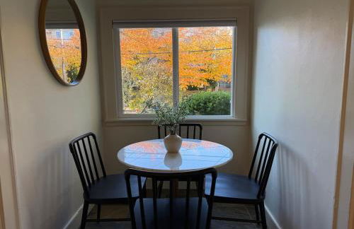 Charming Queen Anne Craftsman 4BR 2 Kitchens - Foto 47