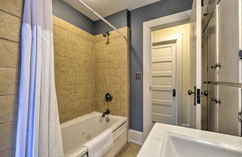 Highlands Home with Hot Tub 5 Mi to Churchill Downs - Foto 20