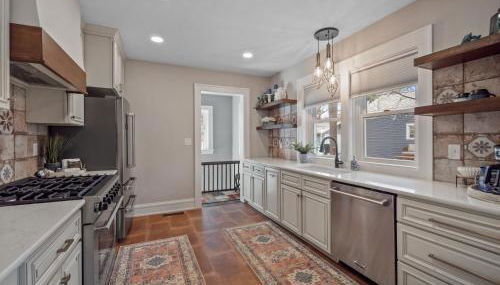 Spanish Charm 4bed/3bath - Foto 2