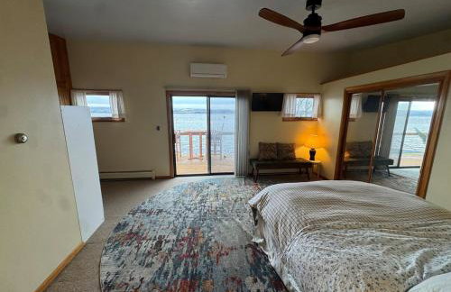 Cozy Lakefront Cottage - Foto 51