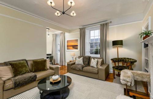 3-Bed Georgian Townhouse Next to Wellbeing Clinic - Foto 9