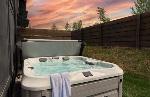 Stylish Townhome Walkable Garage - Foto 4