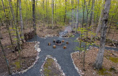 The Blue Forest Chalet - Kayak, Hike, Hot Tub - Foto 67