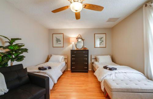 Walk to Golf Club Sun City Home with Private Pool! - Foto 17