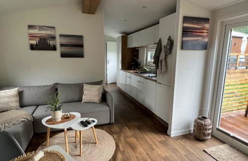 Tinyhouse Neila &ndash Moderne Auszeit am See Natururlaub in Stuer, Mecklenburgische Seenplatte - Foto 2