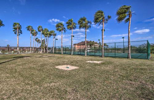 South Padre Paradise with Saltwater Pool Near Golf! - Foto 25