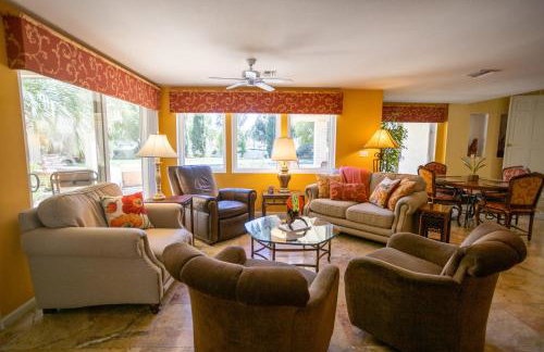 Poolside Splendor! Spacious De Anza Golf Club Home - Foto 7