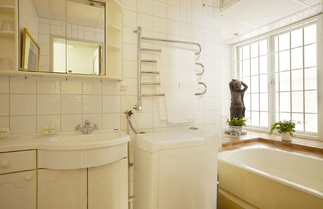 Collectors Victory Apartments - Photo 28