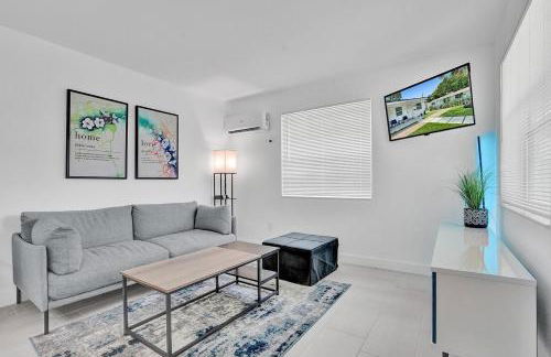 Hallandale Beach Family Vacation Home Backyard - Foto 30