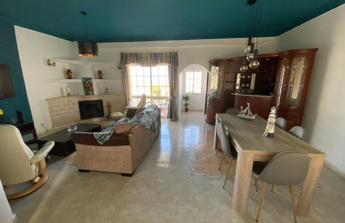 Moradia Olival- BBQ, 2 Quartos, Quintal - Foto 2
