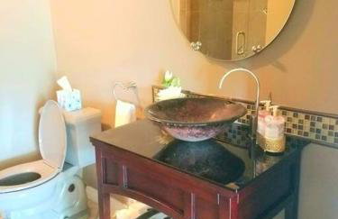 Stunning Panoramic Waterfront Pool Home Escape - Foto 55