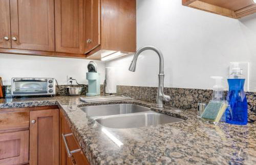 2BR-2 mins to Ocean-Sleeps 8-Pets - Photo 38